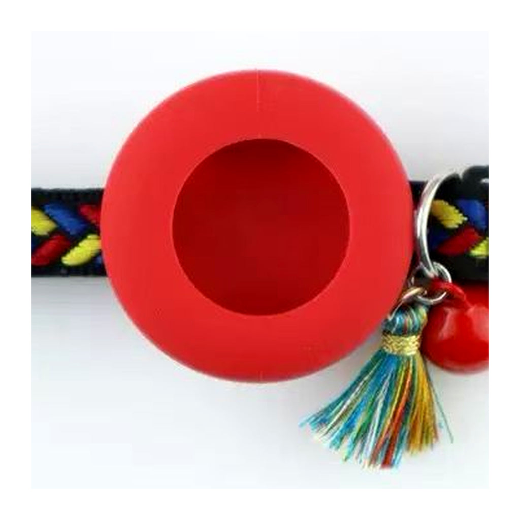Close-up of the empty silicone AirTag holder on an ipetbliss cat collar